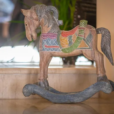 Anna's Brilliant In *