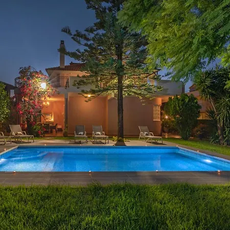 Anna's Brilliant In *