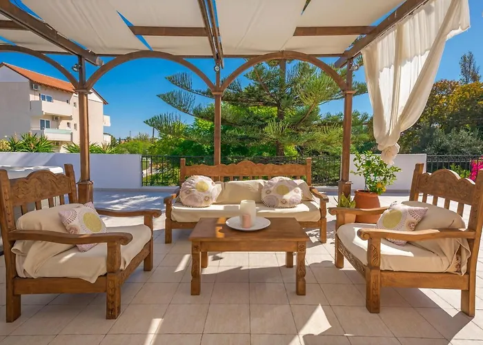 Anna's Brilliant In فيلة